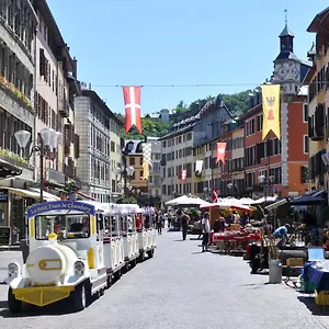 https://la-cosy-factory-hypercentre-parking-gratuit.hotels-rhonealpes.com